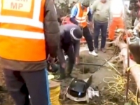 VELIKA DRAMA U INDIJI: Dječak 16 sati zarobljen u bunaru, u toku trka spasilaca sa vremenom (VIDEO)
