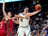 POKAZAO ZAŠTO JE DVOSTRUKI MVP NBA LIGE: Jokić ponovo u historiji i opet uz Wilta Chamberlaina