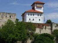 SVE JE TO OD LOŠEG STANJA: Kula Husein kapetana Gradaščevića se urušava (VIDEO)