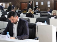 NAPETO U ZE-DO KANTONU: Skupština ZDK danas bira osam delegata za Dom naroda Parlamenta Federacije BiH...