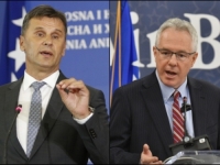 NOVALIĆ ŽESTOKO KRITIKOVAO AMERIČKOG AMBASADORA: 'Vaše miješanje u formiranje nove vlasti nije primjereno stranom diplomati. Podsjetit ću vas na rasulo koje su nam ostavile preteče današnjih 'osmorki'...'