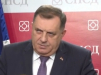 MILORAD DODIK PODGRIJAVA SITUACIJU: 'Amerika i Britanija i njihovi trabanti poput Italije kreiraju atmosferu kršenja Rezolucije 1244 na Kosovu' (VIDEO)