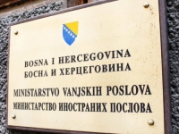 SRPSKE STRANKE JEDINSTVENE U ZAHTJEVU: Diplomatiju BiH mora preuzeti srpski kadar!