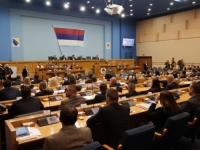 OD KOGA IH KRIJU: Zastupnici NSRS-a sutra biraju...