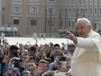 'TEŠKO JE KADA DIJETE IZGUBI SPOSOBNOST DA SE SMIJE': Papa pozvao svijet da se na Božić sjeti ukrajinske djece