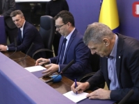 'SB' NA LICU MJESTA: Rudari i Vlada FBiH potpisali kolektivni ugovor (FOTO)