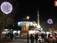 'SB' NA ULICAMA GLAVNOG GRADA BOSNE I HERCEGOVINE: Sarajevo lijepo i gizdavo, pogledajte predivne kadrove u našoj galeriji (FOTO)