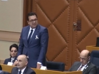ŠOK U PARLAMENTU REPUBLIKE SRPSKE: 'Tamo nosite fes na glavi, a kad pređete entitetsku liniju stavite šubaru…' (VIDEO)
