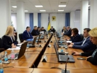 PRIJEDLOZI I RASPRAVE: Sjednica Vlade FBiH zakazana za...