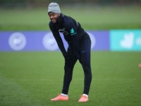 NIJE GA BILO NA TERENU, ALI NI NA KLUPI, PROTIV SENEGALA; Raheem Sterling napustio kamp engleske reprezentacije u Kataru