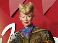 UVIJEK INSPIRATIVNA: Tilda Swinton za crveni tepih obukla pravo umjetničko djelo (FOTO)