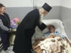 MAJKA RANJENOG SRPSKOG DJEČAKA OTKRILA DA JE A.K. PUCAO U ASFALT: 'Metak se odbio i ranio moje dijete' (VIDEO)