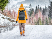 HODANJE ZIMI: Razlozi i benefiti zbog kojih se itekako isplati krenuti u šetnju