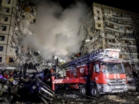 UŽASNE SLIKE IZ UKRAJINE: Rusi raketom razorili zgradu, broj mrtvih stalno raste