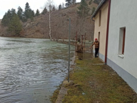 DRAMATIČNO U FOJNICI KOD GACKA: Izlila se rijeka Đeropa, voda prijeti objektima i stanovništvu