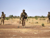 FRANCUZI ODLAZE: Povlače svoje trupe...