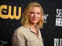 ŽENA SA STAVOM: Cate Blanchett, dobitnica 'Zlatnog globusa' - 'Mi smo ženska snaga, a tretiraju nas kao trkaće konje!' (FOTO)