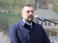 ELMEDIN KONAKOVIĆ PROZIVA KOMŠIĆA I IZETBEGOVIĆA: 'Google sve pamti, evo šta su o neustavnom 'Danu RS' nekada govorili lideri SDA i DF-a'