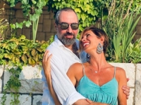 ENES JE PET GODINA MLAĐI OD BOJANE: Poznati glumački par proslavio 17. godišnjicu braka, procurile fotke s vjenčanja…