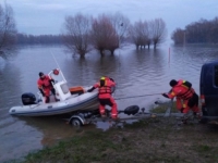 NESTALI PRIJE SEDAM DANA: Spasioci u rijeci Savi na području Odžaka već danima tragaju za pet nestalih turskih državljana