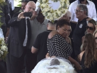 INFANTINO, INFANTILNO: Pravio selfije pored Peleovog kovčega