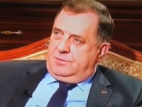 MILORAD DODIK PRED KAMERAMA IZGUBIO ŽIVCE: 'Tamo sjede ljudi koji se pet mjeseci nisu okupali...' (VIDEO)