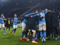 SPEKTAKL NA STADIONU DIEGO ARMANDO MARADONA: Pogledajte kako je Napoli na brutalan način prekinuo Juventusov niz i udaljio ga od borbe za Scudetto (VIDEO)