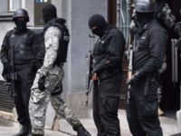 OTMICA ISPRED KPZ-a U SARAJEVU: Odveli muškarca, uhapšena četvorica