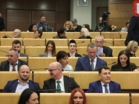 OVO SU SVI DELEGATI U DOMU NARODA FBiH: Komšićev DF drži ključeve većine u dva kluba!