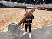 GUINNESSOV REKORD: Napravljena najveća pizza na svijetu, ima 68 hiljada komada