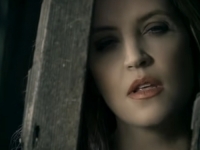 UMRLA JE KĆERKA ELVISA PRESLEYA: Majka Priscilla objavila tragičnu vijest...