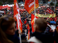 VELIKI TEST ZA MACRONA: Radnici u Francuskoj štrajkuju širom zemlje, u Parizu korišten suzavac (FOTO, VIDEO)