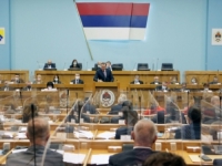 PREDUSLOV DA BI STUPIO NA SNAGU: Dodik 'nešto' čeka, sporni Zakon o imovini RS...