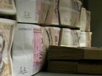 PREVARANTI IZ MIONICE: Pritvor bračnom paru, pronađena veća suma novca