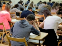 IZNENAĐUJUĆI PODACI: U RS smanjen a u Federaciji BiH povećan broj srednjoškolaca 