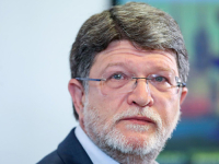 EUROPARLAMENTARAC PICULA NA ČOVIĆEVOJ TELEVIZIJI BRANIO SCHMIDTA: 'Kritike upućene visokom predstavniku su...'
