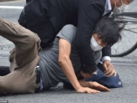 DOGAĐAJ KOJI JE POTRESAO SVIJET: Optužen muškarac osumnjičen za ubistvo bivšeg japanskog premijera