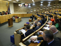 ODGOĐENA SJEDNICA FEDERALNOG PARLAMENTA: 'Trojka' još nespremna za izbor federalnih čelnika