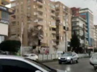 POTRESNE SCENE IZ TURSKE: Pogledajte nove snimke serije razornih potresa koji su usmrtili najmanje 2300 ljudi (FOTO, VIDEO)