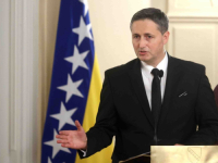SKANDALOZAN PROPUST SAVJETNIČKOG TIMA: Denis Bećirović uputio Ustavnom sudu BiH 'ispravku' svog zahtjeva za ocjenu ustavnosti Zakona o nepokretnoj imovini RS
