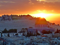 INCIDENT U JERUSALEMU: Amerikanac srušio i polomio statuu Isusa (FOTO)