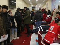 CIJELA TURSKA SE SOLIDARISALA SA ŽRTVAMA ZEMLJOTRESA: Ljudi u redovima čekaju da daruju krv