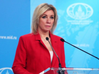 ZAHAROVA HITNO REAGOVALA NA BIDENOVU ČESTITKU VUČIĆU: 'To je nepristojno, otvoren pokušaj pritiska'