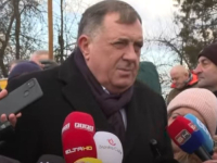 SEPARATISTA DODIK NE MIRUJE NI NEDJELJOM: 'RS ostaje zavjet kao jedna od dvije srpske države, vratit ćemo naše 83 'otete' nadležnosti' (VIDEO)