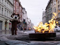 SARAJEVO JE BILO CENTAR SVIJETA: Prije 39 godina u glavnom gradu BiH održane XIV Zimske olimpijske igre, Baščaršijom se šetao Kirk Douglas...