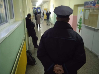 PUNE RUKE POSLA ZA POLICIJU: Incident na biračkom mjestu u Bihaću