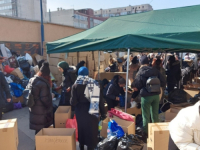 UDRUŽENJE POMOZI.BA SAOPĆILO: Odziv Sarajlija nevjerovatan, planirali 10 kamiona za Tursku i Siriju, trebat će im možda i duplo više