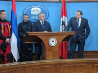 JEDVA GA GLEDA: Narušen odnos između Dodika i Viškovića