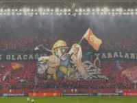 POSVEĆENA JE ŽRTVAMA RAZORNOG ZEMLJOTRESA: Srceparajuća koreografija navijača Trabzonspora, kojom su oduševili svijet (VIDEO)