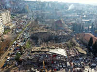 TIMOVI ZA SPAŠAVANJE U DANONOĆNIM POTRAGAMA: U Kahramanmarasu spašena 42-godišnja žena 222 sata nakon zemljotresa